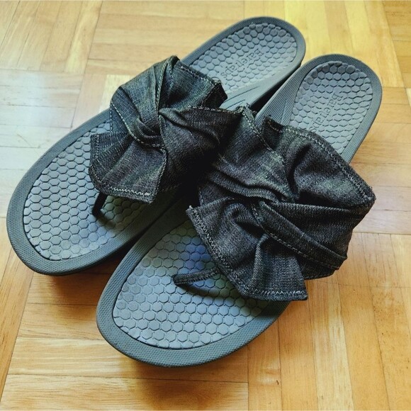 Baretraps sandals Dianna Bow size 11 Resortwear Beach Vacation - Picture 1 of 9